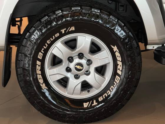 CHEVROLET S10 2.8 LT 4X4 CD 16V TURBO DIESEL 4P MANUAL